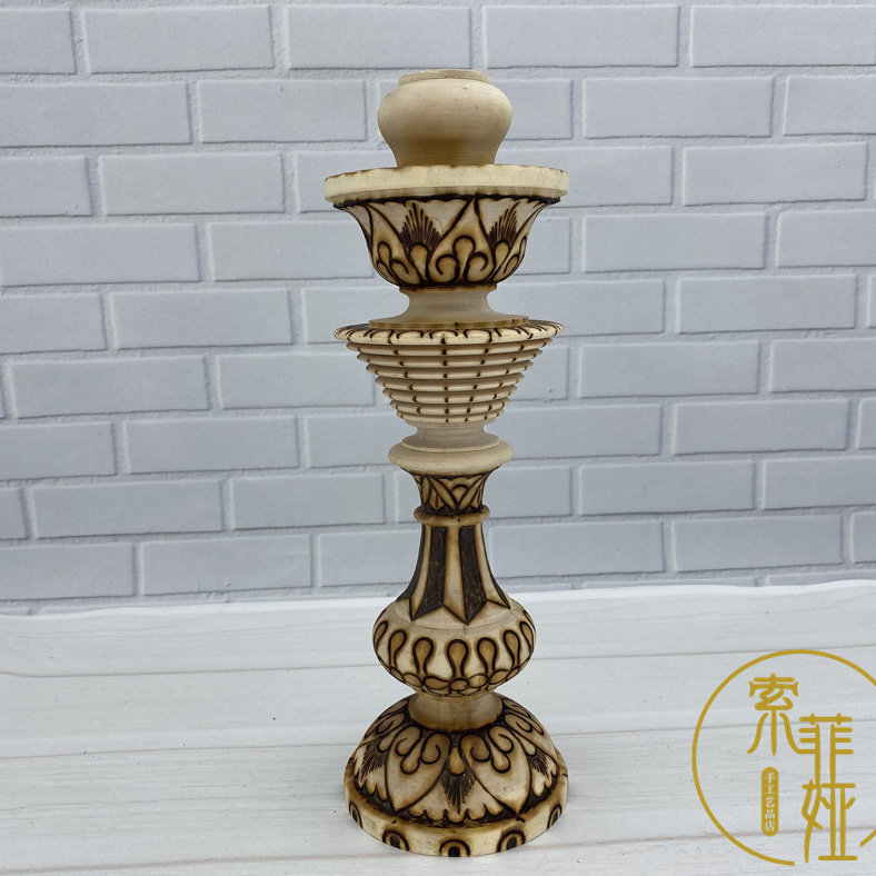 신장 전문 캔들 홀더 아트 PYROGRAPHY 손으로 조각 한 PYROGRAPHY 캔들 홀더 높은 발의 집 유럽 스타일