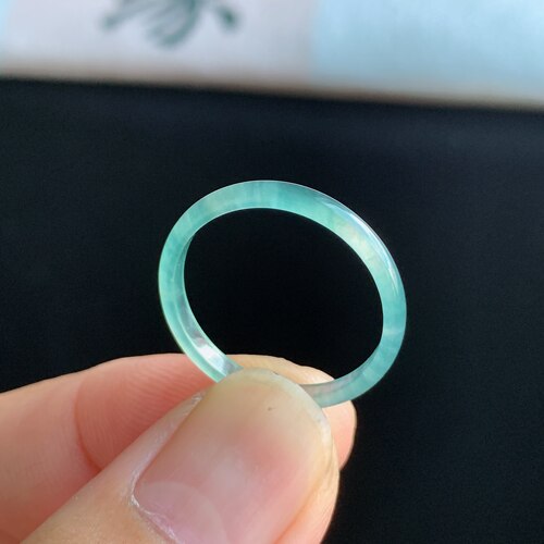 天然A货冰种翡翠白月光素圈戒指