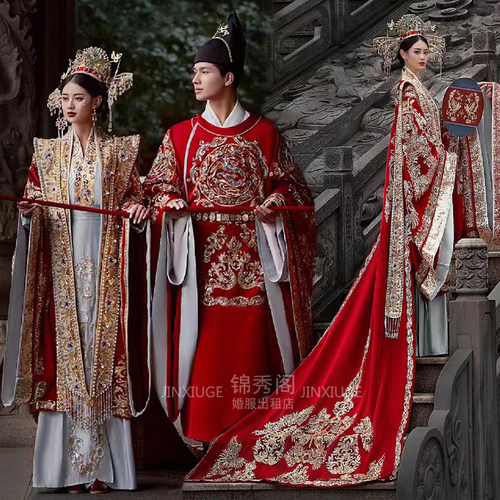 高级感中式新娘秀禾服奢华大拖尾