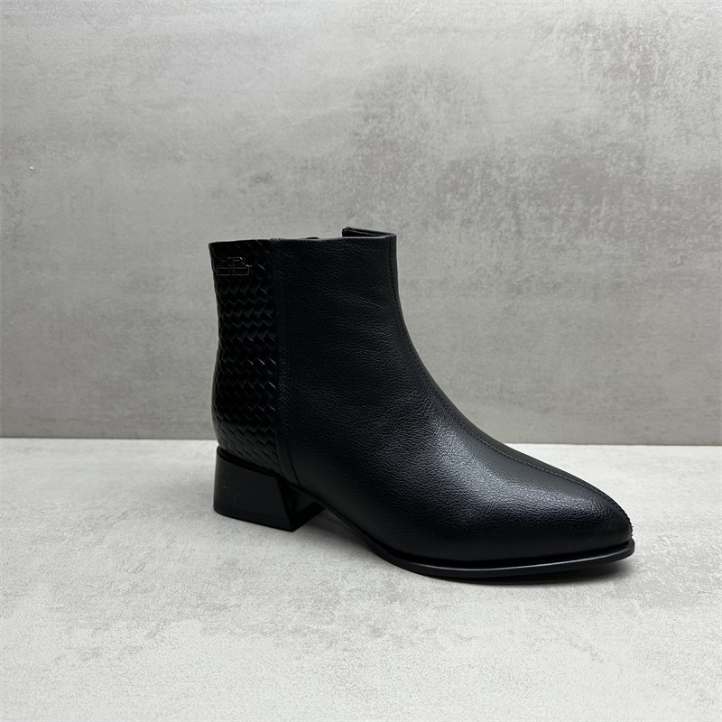 断码处理2025冬季新款真皮女靴舒适百搭加绒保暖粗跟牛皮圆头短靴,女鞋,时装靴,淘宝优惠券,粉丝福利购,淘宝优惠卷