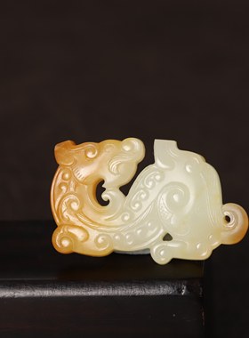 在售6.6克仿古螭龙 新疆和田玉黄沁红皮籽料天然原皮玉坠苏州玉雕