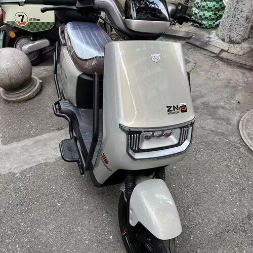 金剑赛睿元泰G63全套塑料电瓶车电动车前围大灯国标外壳子电摩