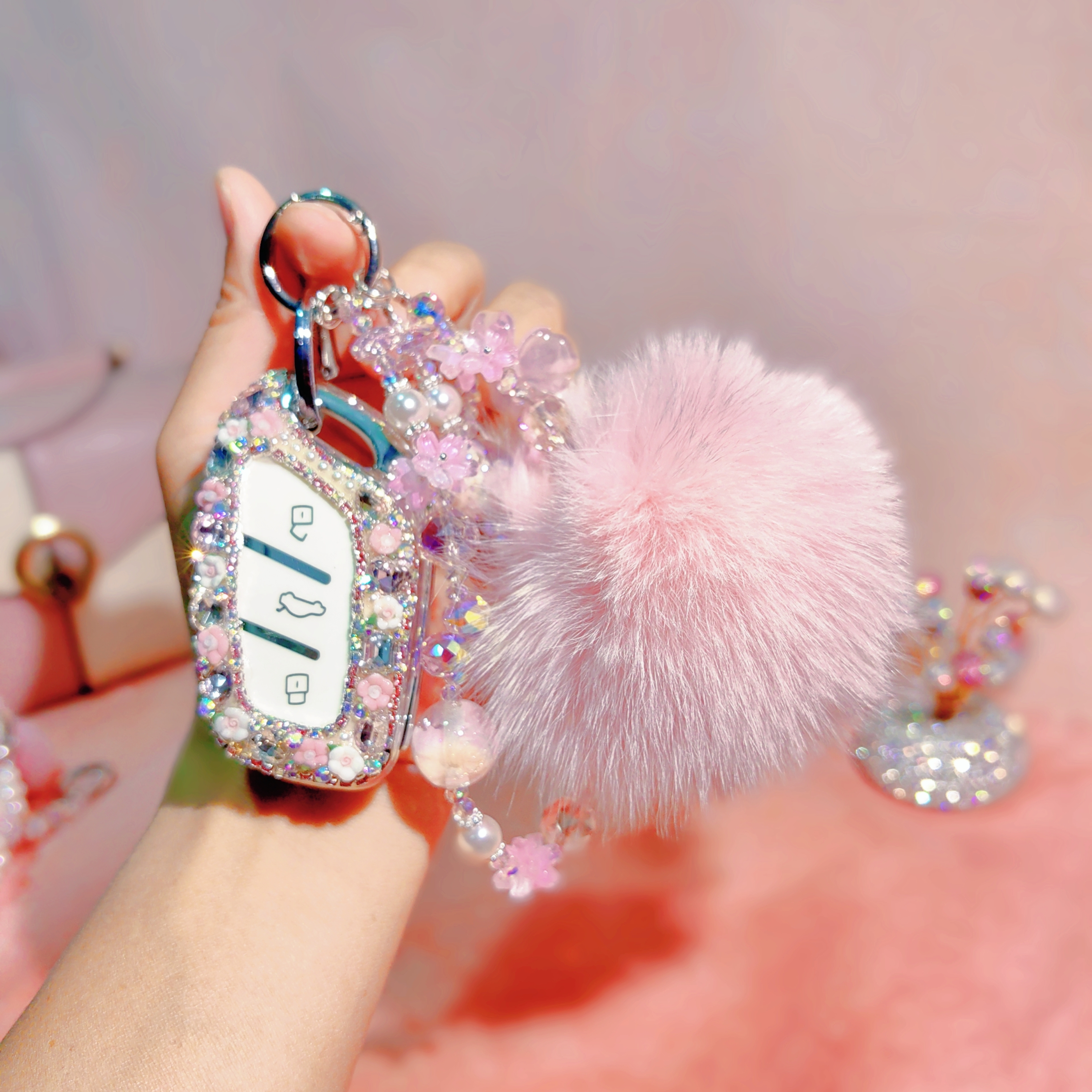 适用荣威rx5钥匙套i5女rx3扣i6max镶钻rx5max壳d7名爵领航名爵6包