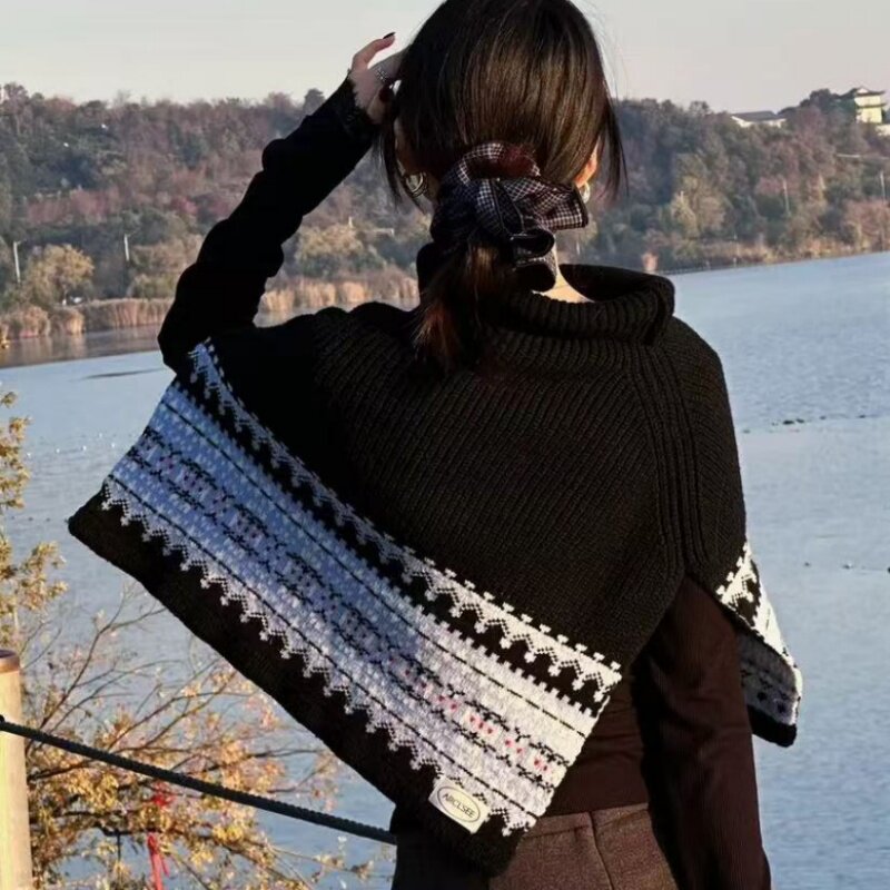 新款冬季时尚百搭菲尔岛披肩女加厚保暖围巾女外搭套头围脖斗篷秋