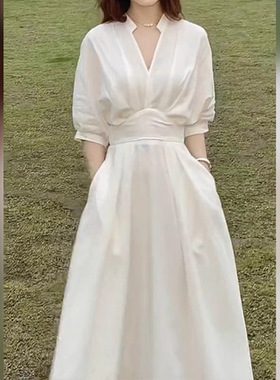 妖猪 t显瘦了上身就能感受到的魔力衬衫白色中长款连衣裙