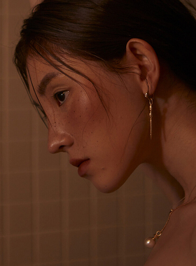 INAKSH个性简约短剑小号耳环女ins个性设计女士耳饰精致气质耳环