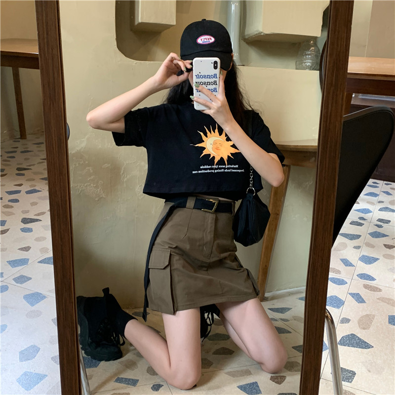 Real price sun print letter short sleeve T + high waist versatile skirt