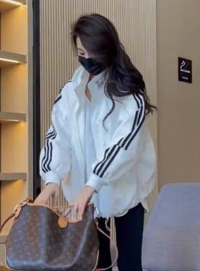 白色短款薄款冲锋衣外套女款春2026新款爆款小个子运动休闲棒球服