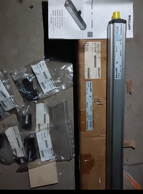 巴鲁夫 BTL02UW BTL5-A11-M1100-P-S32 光栅传感器