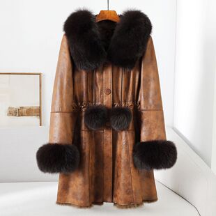 憨厚皇后2025秋冬新款内里兔皮毛一体女装连帽狐狸毛领真皮草外套