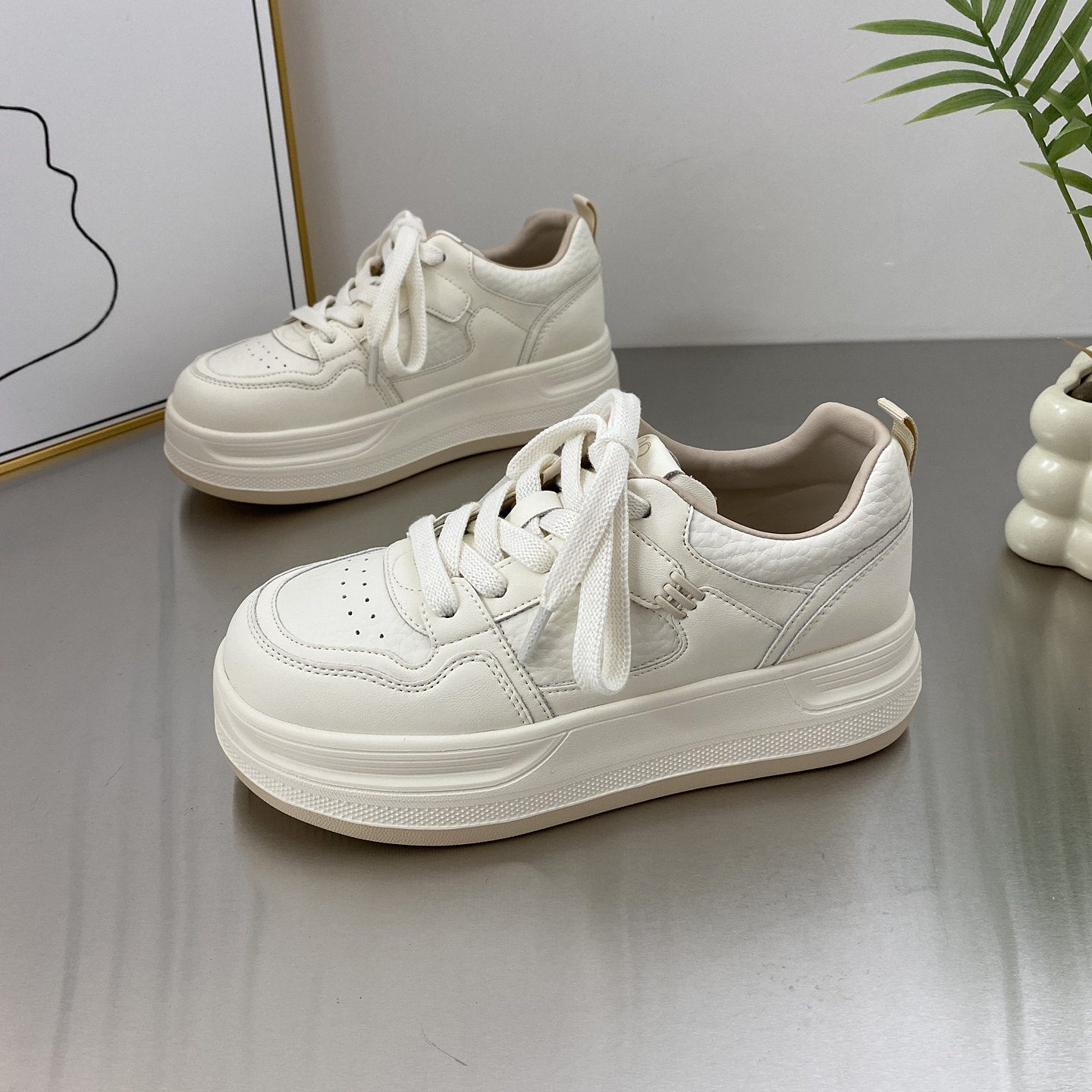 真皮厚底增高小白鞋女轻便板鞋2026春新款学院风不累脚休闲运动鞋,女鞋,时尚休闲鞋,淘宝优惠券,粉丝福利购,淘宝优惠卷