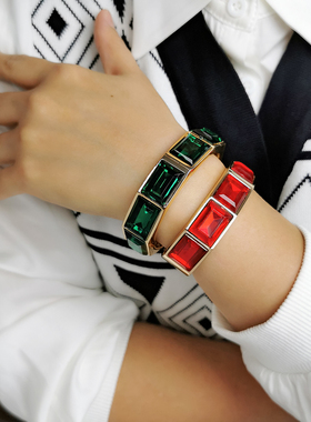 跨境新款欧美宫廷风奢华亚克力菱形开合精品手镯 圣诞礼物手镯女
