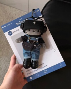 克罗Kitty毛绒挂件ins风女生包包配饰车挂礼物高级炭黑kt猫挂件