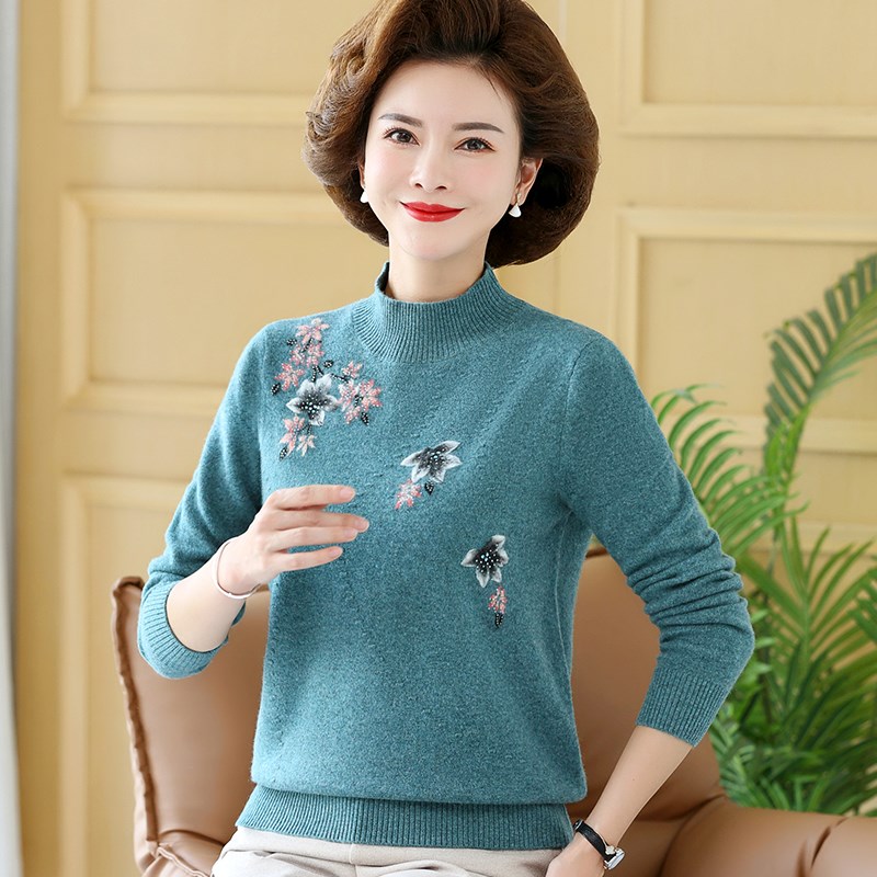 适用大码羊绒衫女套头妈妈毛衣秋冬半高领中年女士U洋气针织打底