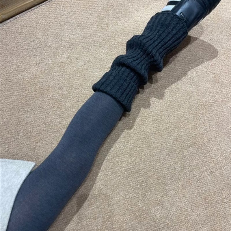 适用入冬的第一双袜套!翻边设计修F饰腿型~短款竖纹双针堆堆显瘦