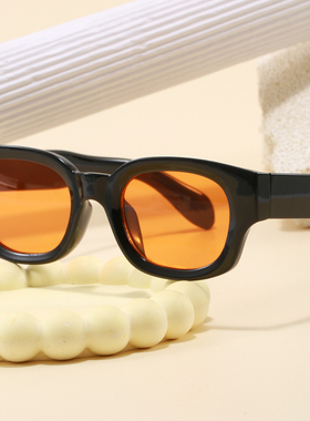 2026新款墨镜女欧美嘻哈个性小框太阳镜百搭防紫外线蹦迪搞怪眼镜