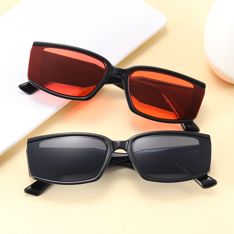 太阳镜女士2025新款时尚潮韩版明星款眼镜优雅方形百搭情侣墨镜男