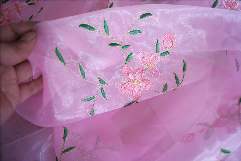 绣花欧根纱面料 巴厘纱刺绣蕾丝布料 连衣裙服装DIY料子