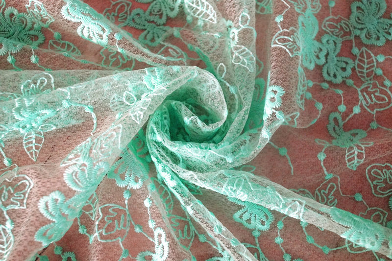 电脑绣花欧根纱面料 刺绣蕾丝水溶花边布料 连衣裙服装DIY料子