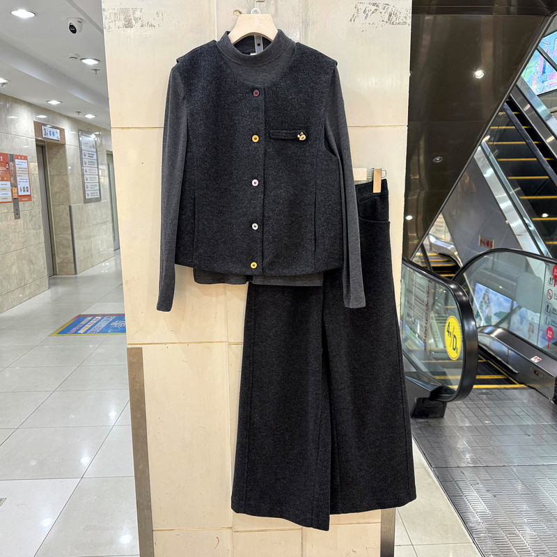 依米莎26A017 立领内搭彩色扣马甲外套+阔腿直筒裤毛呢三件套裤春,女装/女士精品,时尚套装,淘宝优惠券,粉丝福利购,淘宝优惠卷