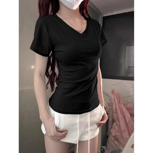 黑色v领正肩短袖T恤女夏季新款紧身掐腰漂亮辣妹上衣小心机潮流t