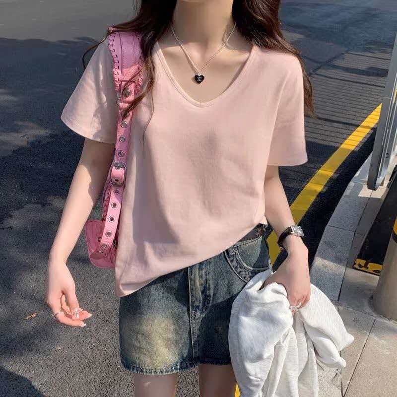 复古白粉色v领短袖t恤女夏季宽松低领露锁骨显瘦慵懒风设计感上衣