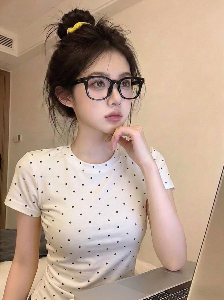 2026夏季新款韩版时尚百搭圆领波点短袖T恤女修身显瘦打底衫上衣t