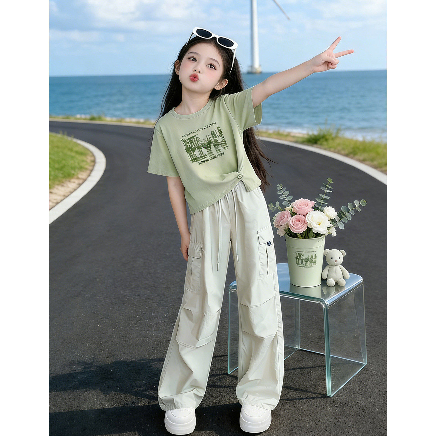 女童套装夏装2026新款儿童夏季巨好看短袖T恤女孩独特漂亮工装裤
