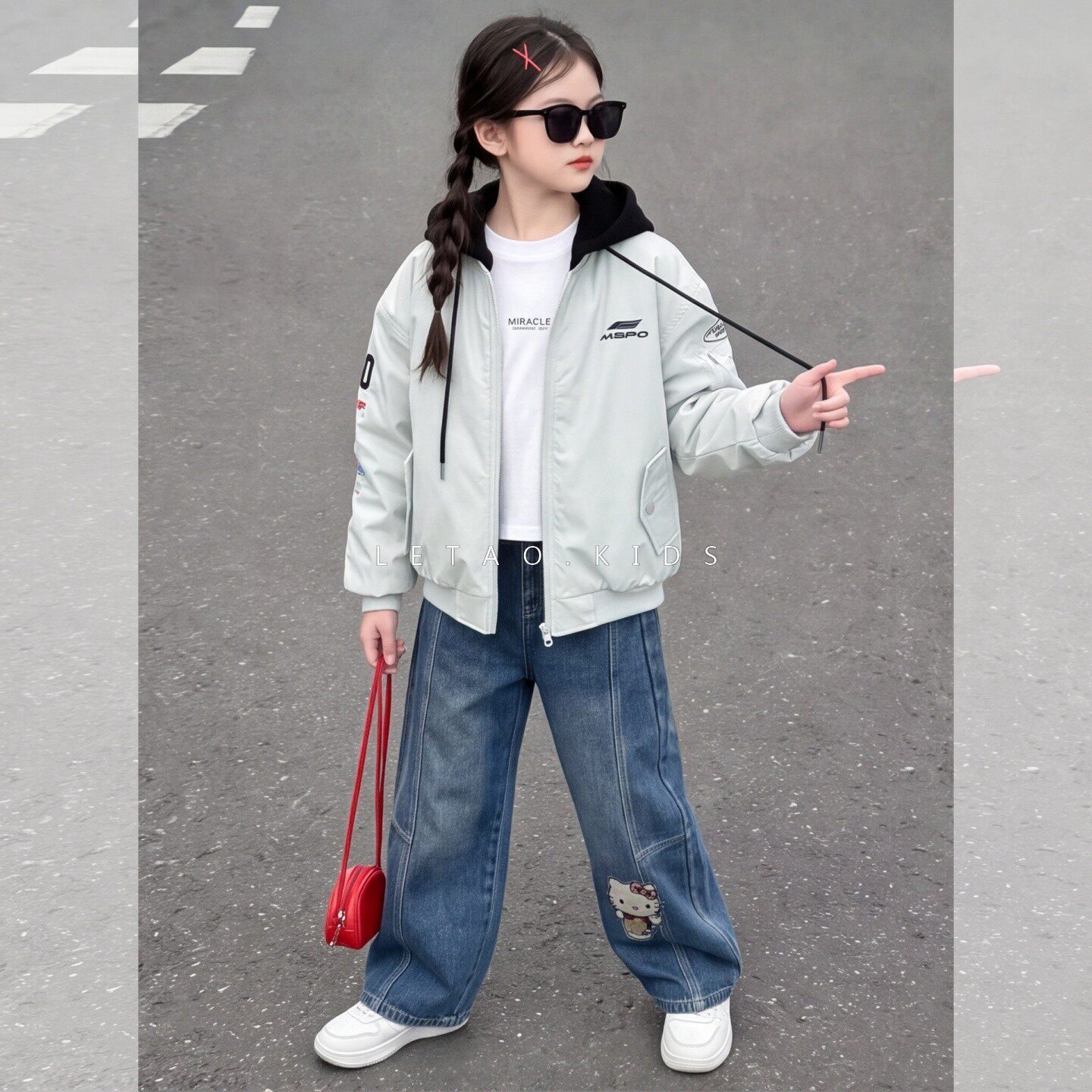 女童时尚百搭休闲2026冬款短款外套女孩韩系美式连帽夹克棒球服