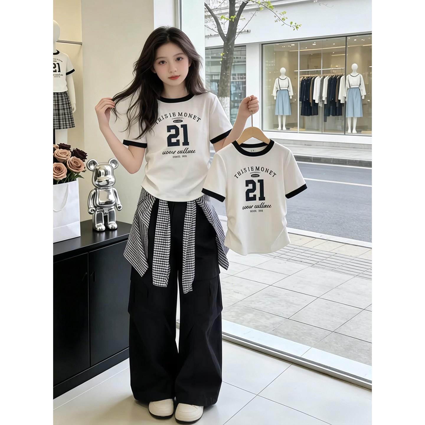 女童夏装套装2026新款儿童洋气炸街衣服女大童夏季超火运动工装裤