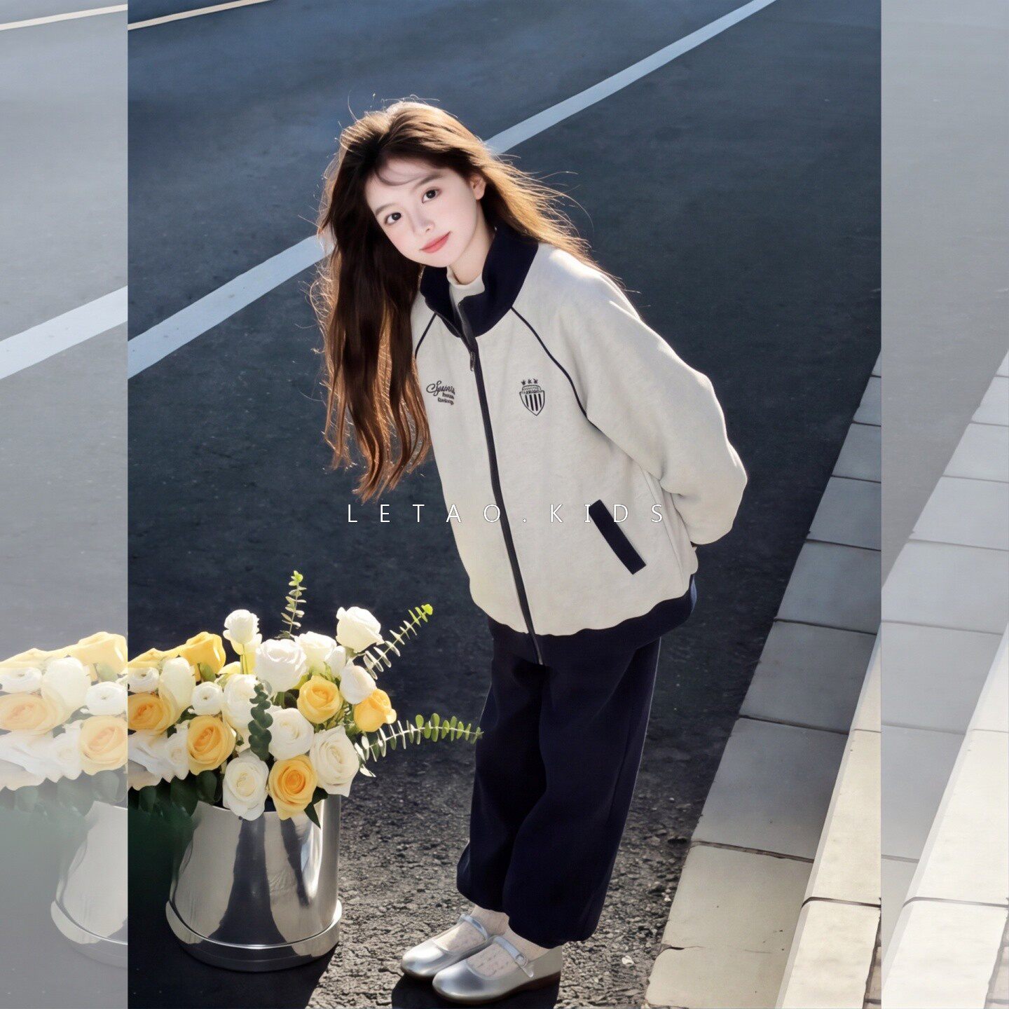 女童秋冬夹棉加厚外套2026新款洋气冬季韩系棒球服初中生女孩上衣