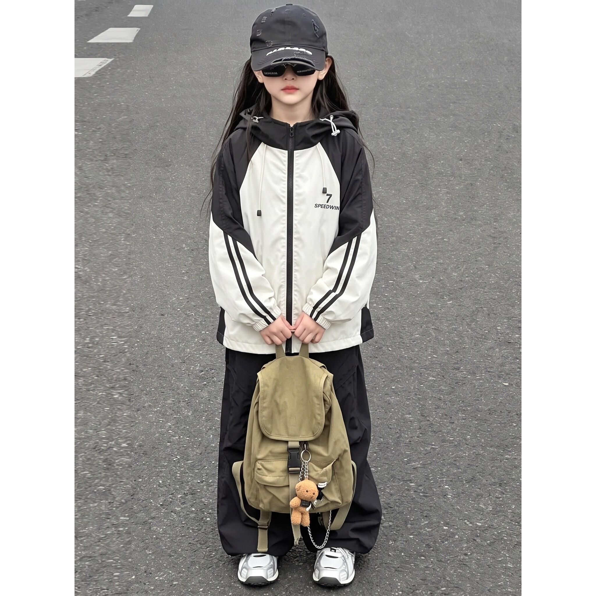女童春秋装外套2026新款洋气大童爆款时尚夹克上衣儿童洋气冲锋衣