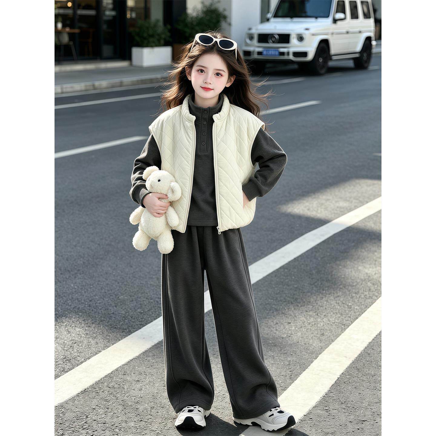 女童加绒套装冬季2026新款儿童洋气加厚上衣女孩秋装奥粒绒三件套