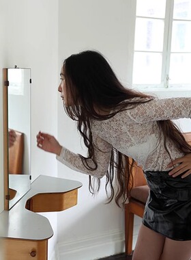 AcidPear  2024pre-fall秋季时尚蕾丝修身打底衫纯白圆领套头上衣