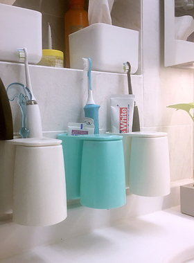 台湾Brushing Know磁吸壁挂漱口杯牙刷杯洗漱刷牙杯免打孔置物架