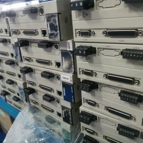 议价VMMORE伺服驱动器GSD300-5S，750W，三相