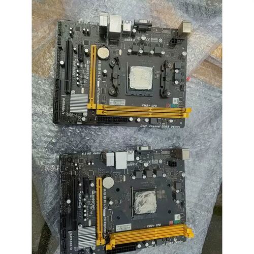 议价主板A68MLP加CPU A8 7500 一起两片无挡板，售