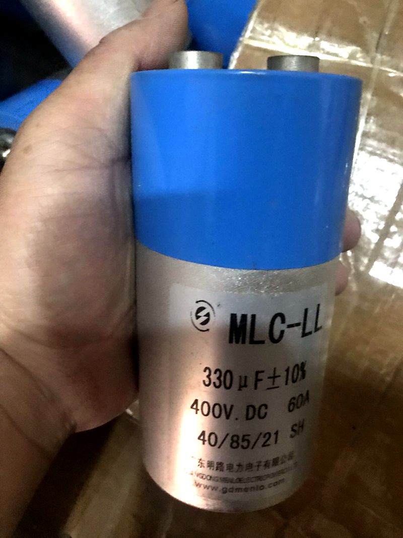 拆机薄膜电容  400V330UF 油浸电容 直流螺丝脚 65X120