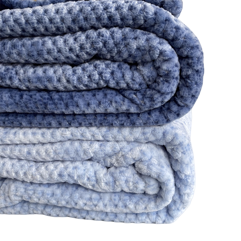 包邮外贸新品纯色法兰绒办公室车载旅行午睡沙发装饰空调小毛毯子