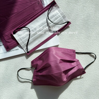 香港新品纯梅紫红色口罩紫色澳门一次性透气显白高级颜值面罩时尚
