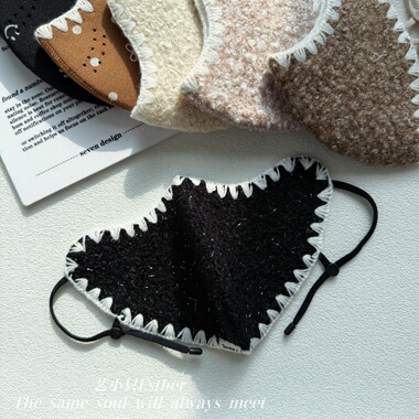 秋冬保暖小香风黑色口罩立体编织印花防晒寒尘可调节高级颜值面罩