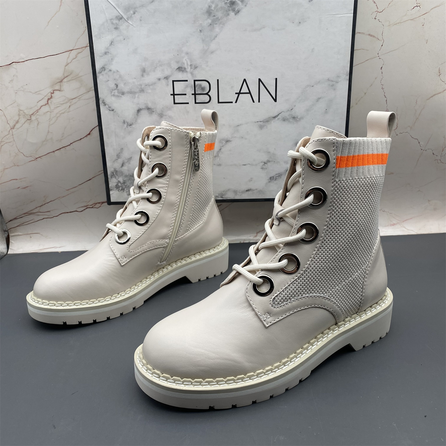 EBLAN/伊伴撤柜断码处理牛皮女鞋系带侧拉链平底防滑圆头马丁靴