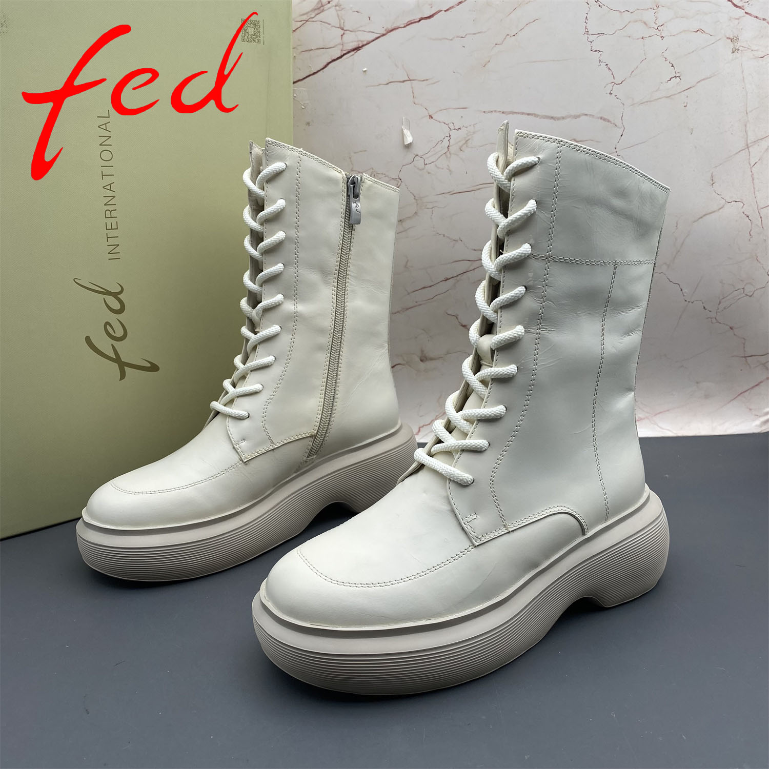 35码fed/艾芙伊迪撤柜断码牛皮女鞋系带侧拉链平底圆头防滑短靴