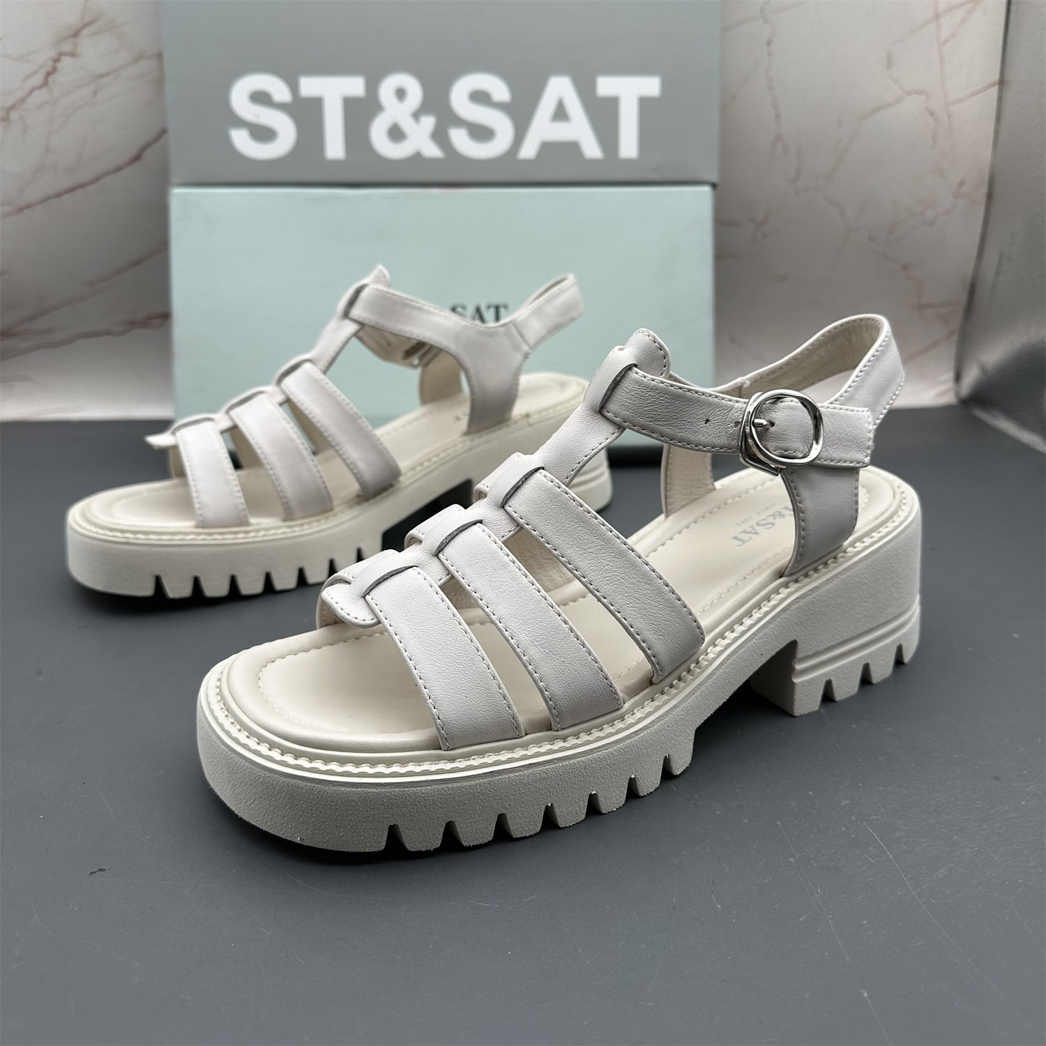 39码ST&SAT星期六撤柜断码牛皮女鞋平跟防滑扣带露趾编织休闲凉鞋,女鞋,休闲凉鞋,淘宝优惠券,粉丝福利购,淘宝优惠卷