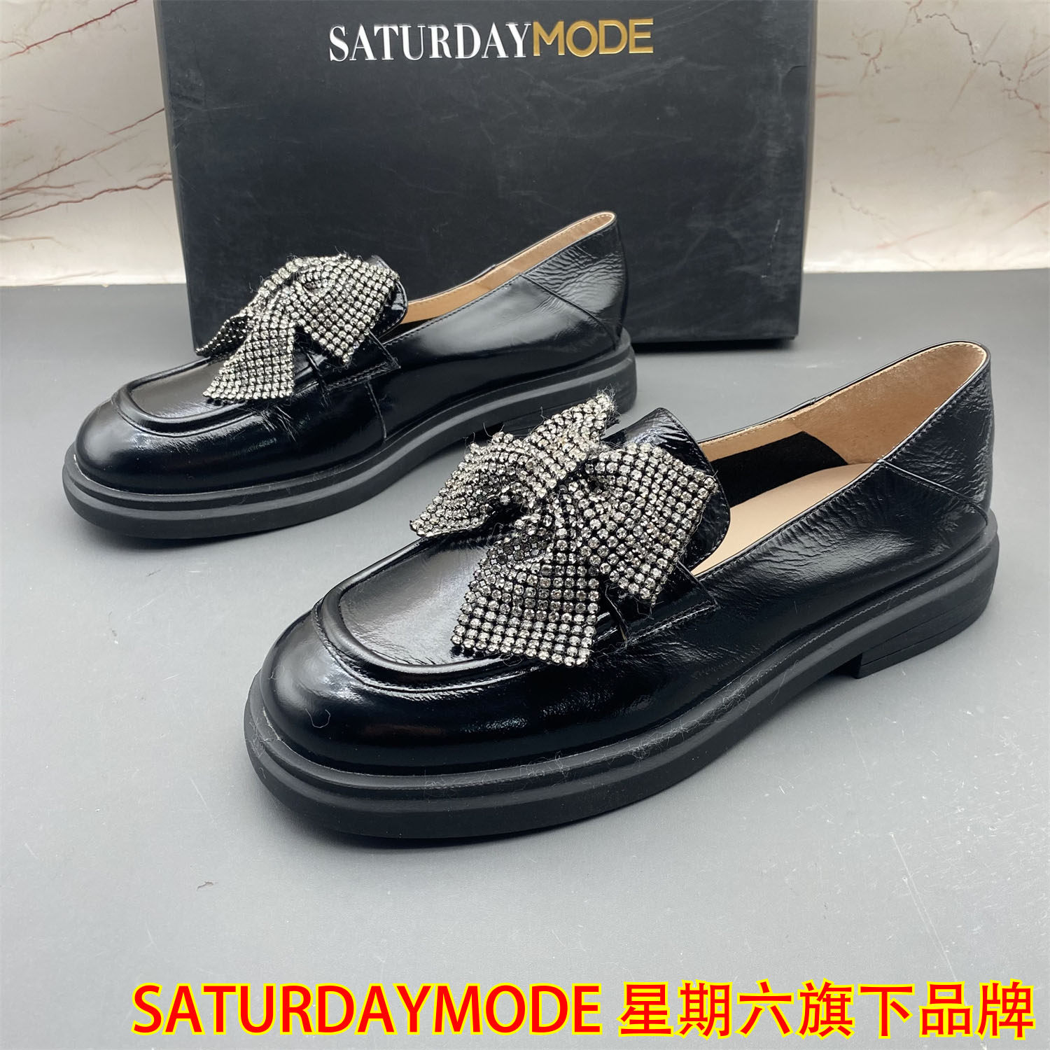 39码SATURDAYMODE断码撤柜牛皮女鞋圆头平跟防滑水钻中口乐福鞋,女鞋,乐福鞋（豆豆鞋）,淘宝优惠券,粉丝福利购,淘宝优惠卷