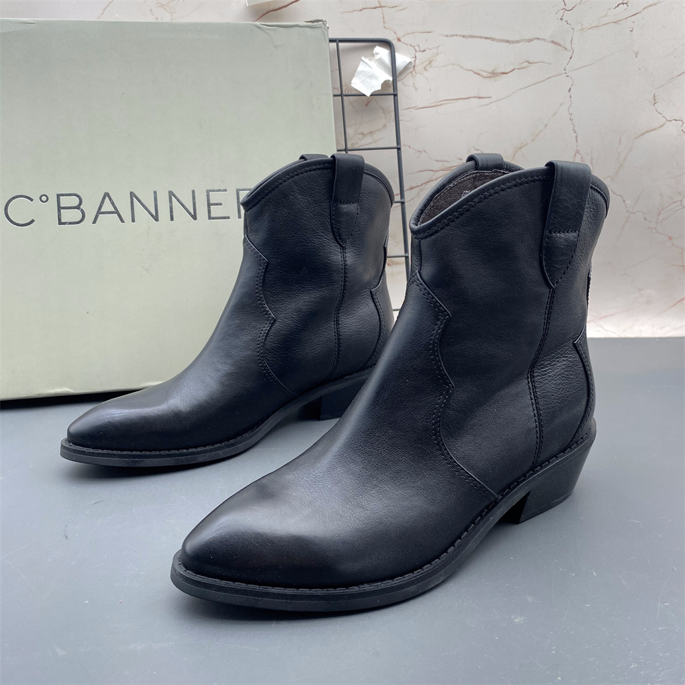 34码C.BANNER千百度撤柜牛皮女鞋尖头套筒平跟防滑民族风时尚短靴
