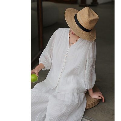 春夏新款苎麻加捻刺绣宽松开衫