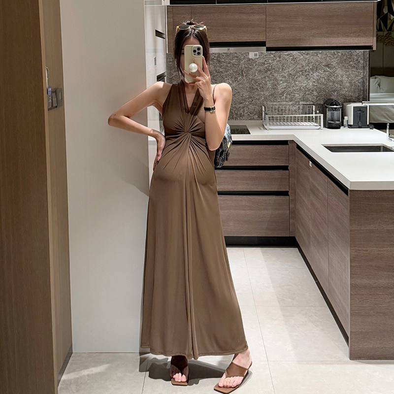 金豆豆显瘦孕妇连衣裙夏2026装新款洋气孕妇装辣妈孕期吊带裙长裙