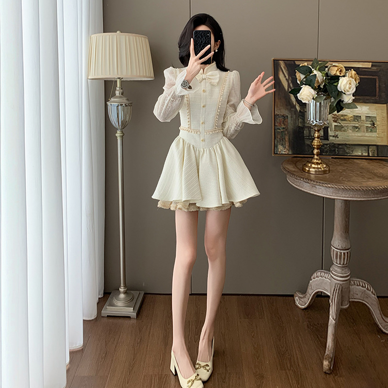 小香风高级感蝴蝶结蕾丝收腰长袖连衣裙女2025秋冬新款立领