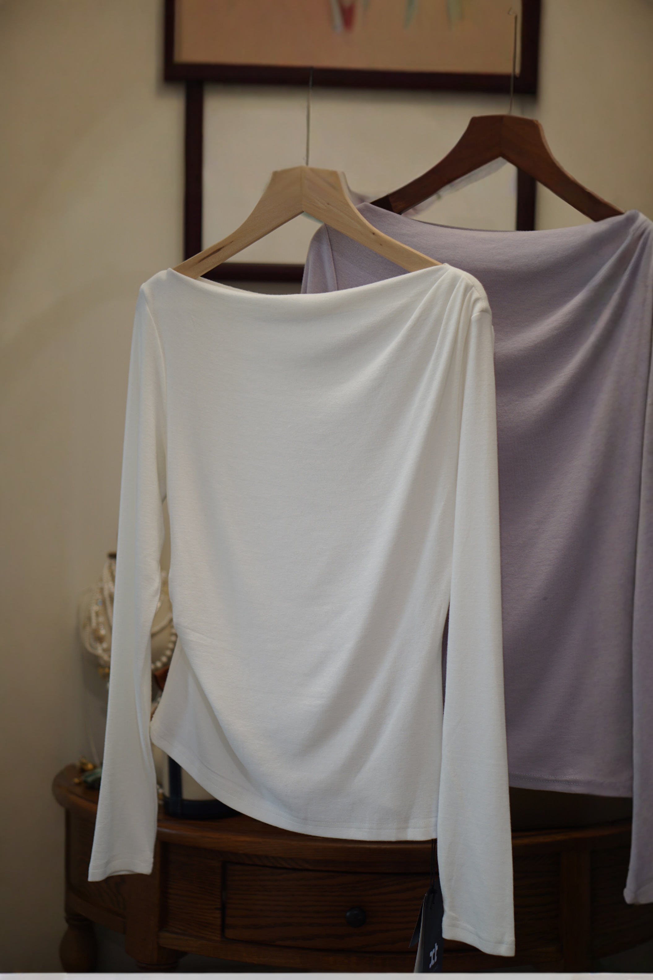 一字肩长袖显瘦打底衫女秋冬2025爆款高级感气质t恤上衣ST0003